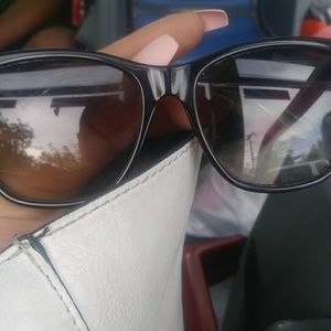 Sun glasses